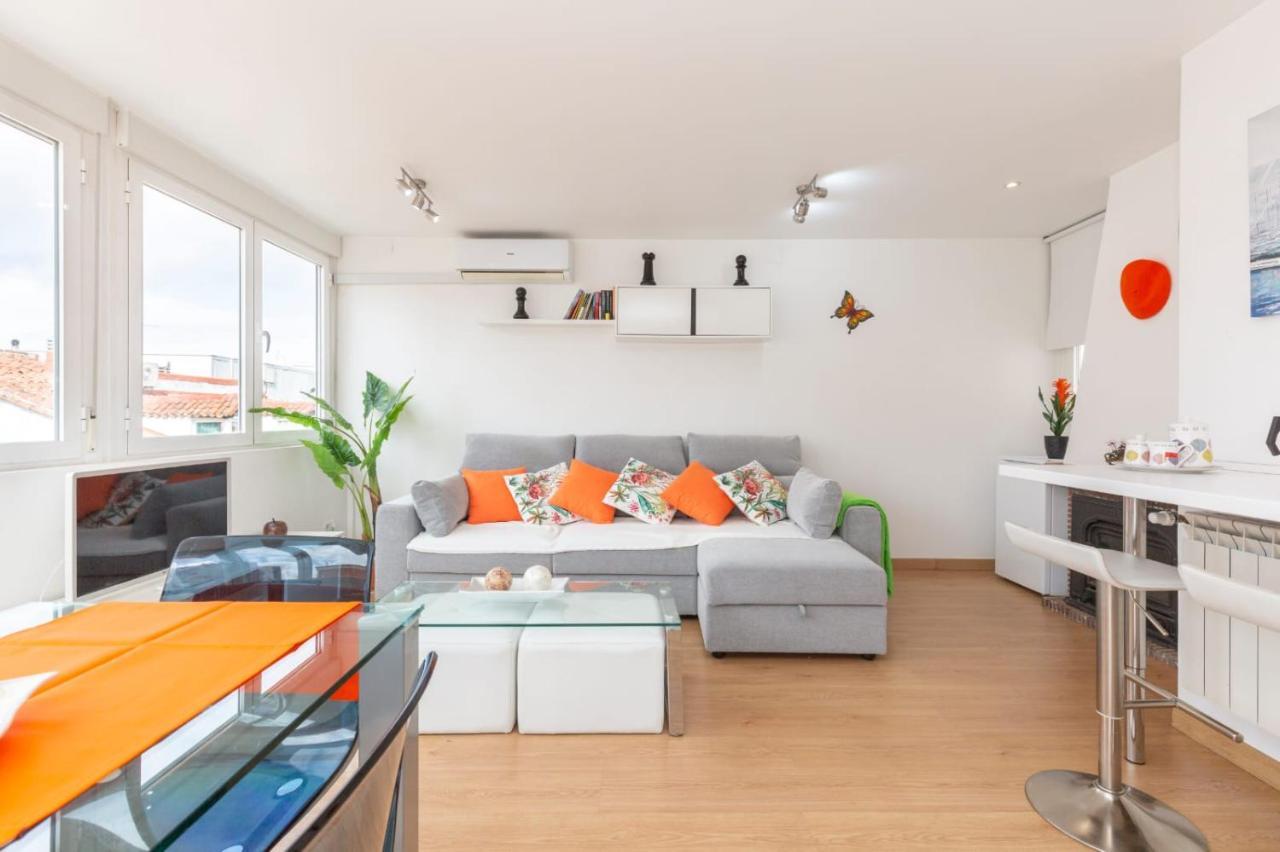 Apartamento Atico Las Letras - Alojamiento De Temporada Madrid Bagian luar foto