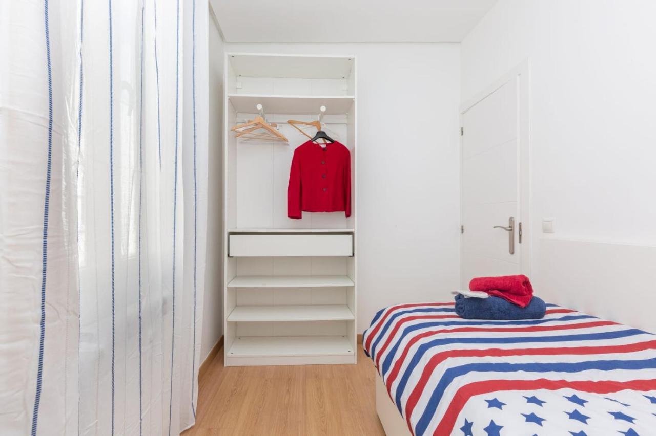Apartamento Atico Las Letras - Alojamiento De Temporada Madrid Bagian luar foto